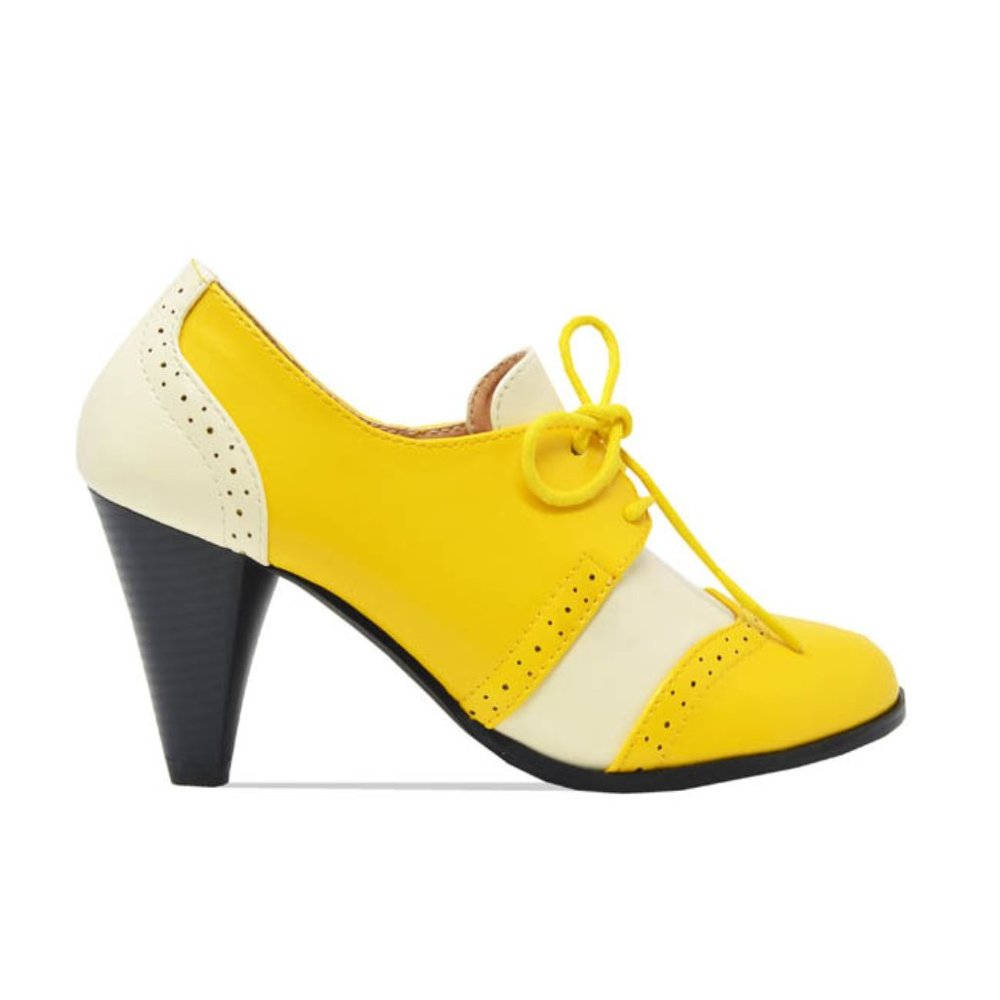 Chase & Chloe Women's Classic Lace Up Kitten Mid-Heel Round Toe Oxfords